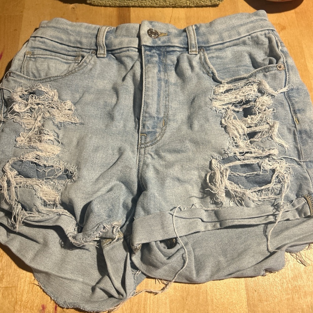 American eagle blue denim shorts, flower embroidery on the back